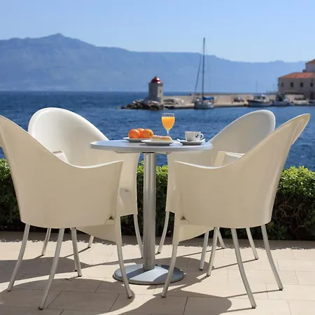 Pastura بوستيرا