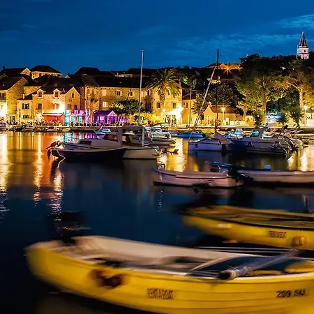 Pastura فندق بوستيرا