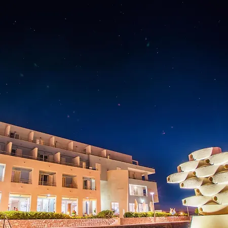 Pastura 4* بوستيرا