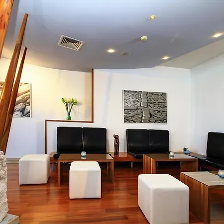 فندق Pastura بوستيرا