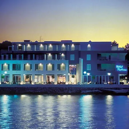 Pastura Hotel Postira
