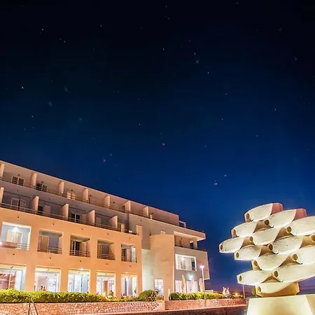 Pastura 4* Postira