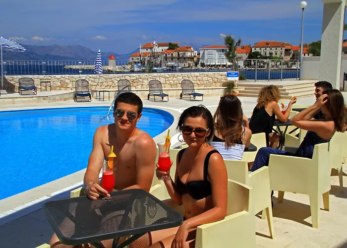 Pastura Hotel Postira